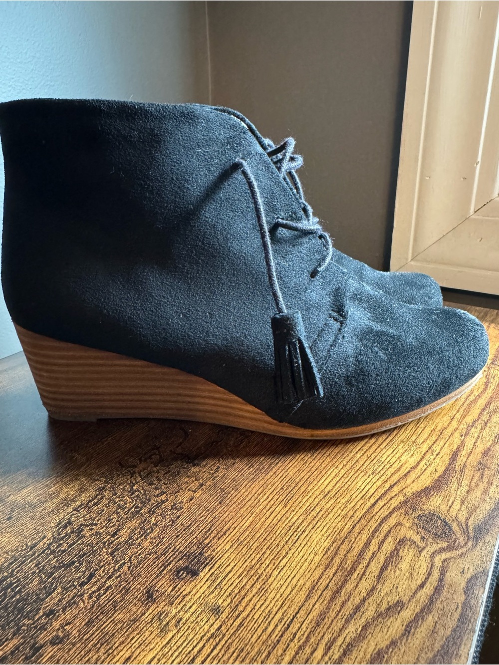 Dr. Scholl's Pierre Black Tassel Lace-Up Wedge Ankle Booties – Women's Size 8M